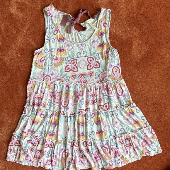 Matilda Jane, super soft tears of Road ruffles tank. Beautiful colors ties back. - Picture 2 of 7